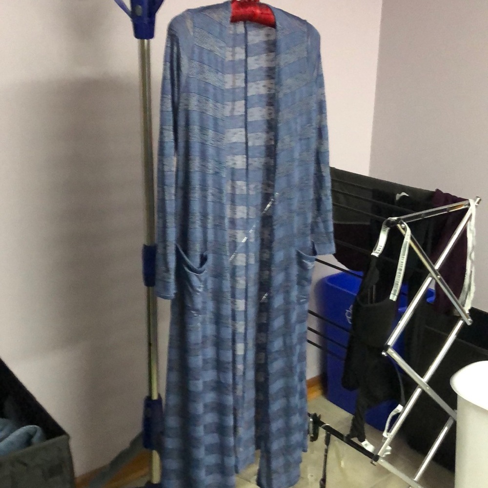 Lu la row blue sweater size XS